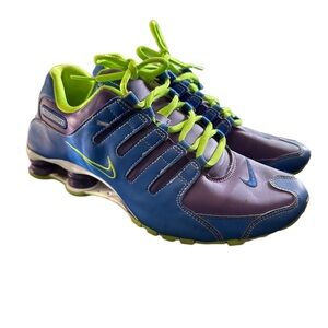 NikeID Women’s Custom Nike Shox Size 7